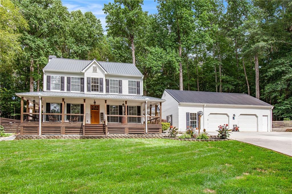 a house that has garden