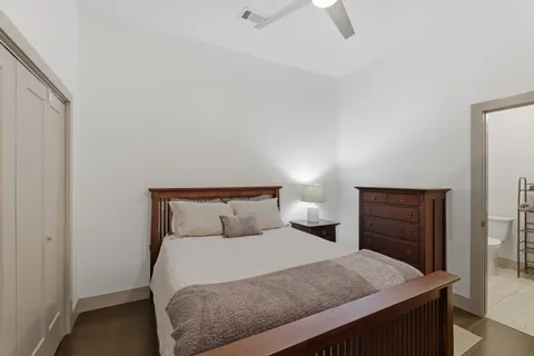 $299,000 | 2407 8th Avenue South, Unit 512, Nashville, TN 37204