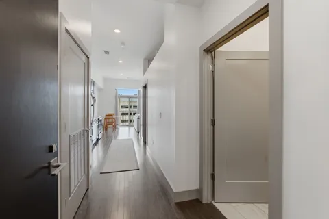 $299,000 | 2407 8th Avenue South, Unit 512, Nashville, TN 37204