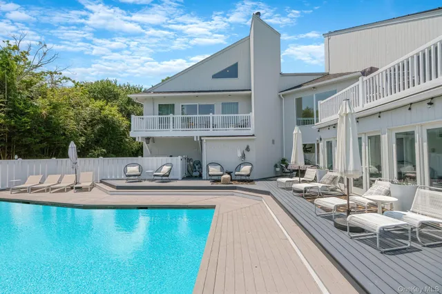 $1,599,000 | 333 Roe Avenue, East Patchogue, NY 11772