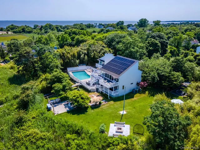 $1,599,000 | 333 Roe Avenue, East Patchogue, NY 11772