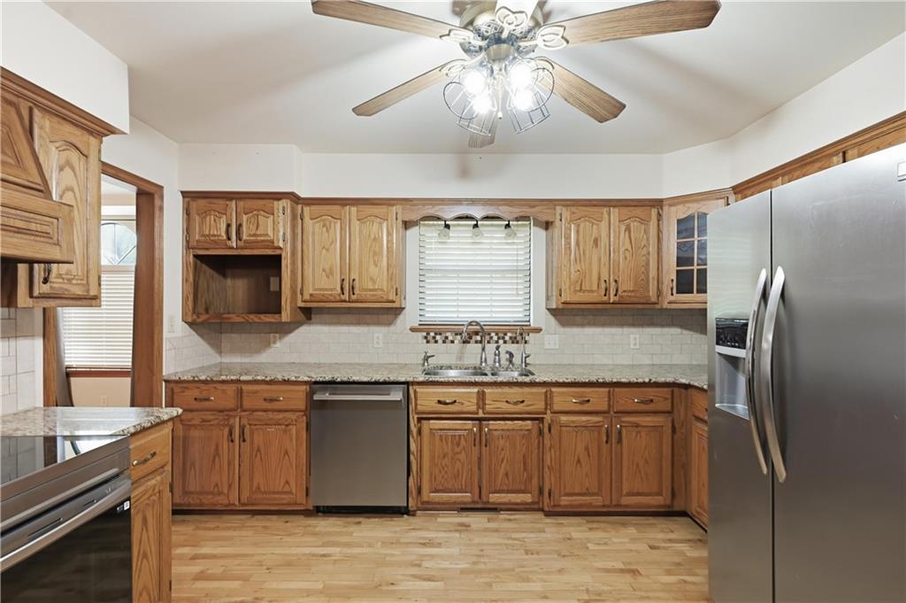 136 Westfield Road Pittsburg, KS 66762 - Photo 16 of 54 Gallery Image 16