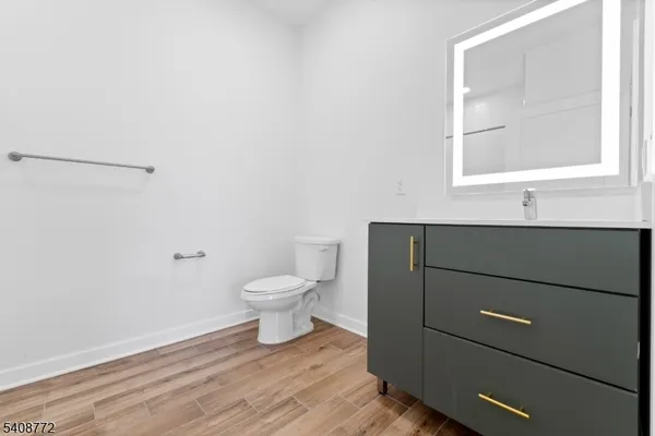 $2,250 | 321 East 3rd Street, Unit 417, Plainfield, NJ 07060