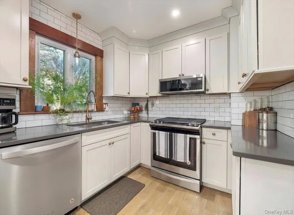 $699,000 | 14 Hillside Avenue, Suffern, NY 10901