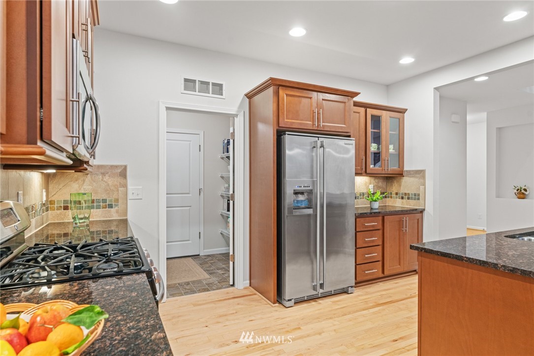 3806 176th Place Southeast Bothell, WA 98012 - Photo 16 of 34 Gallery Image 16