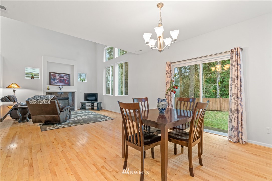 3806 176th Place Southeast Bothell, WA 98012 - Photo 8 of 34 Gallery Image 8