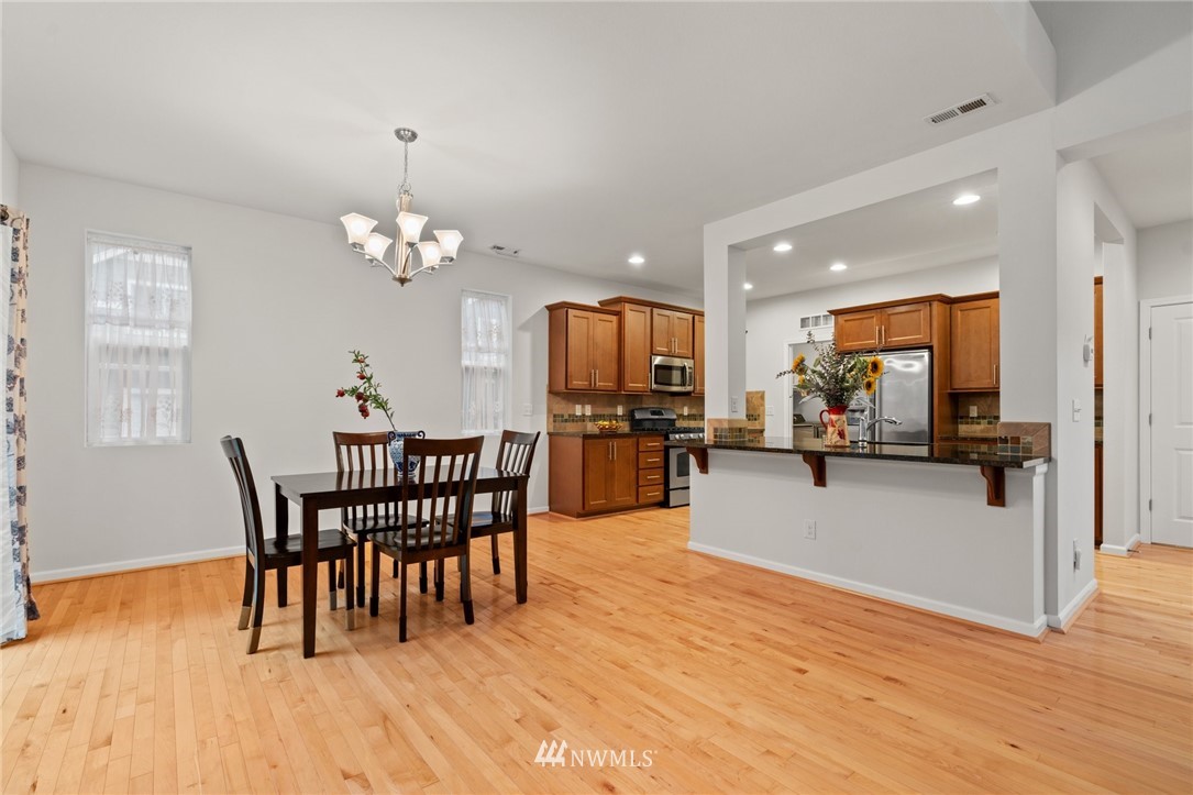 3806 176th Place Southeast Bothell, WA 98012 - Photo 10 of 34 Gallery Image 10