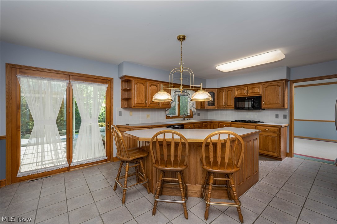 6136 North Oval Road Clinton, OH 44216 - Photo 11 of 31