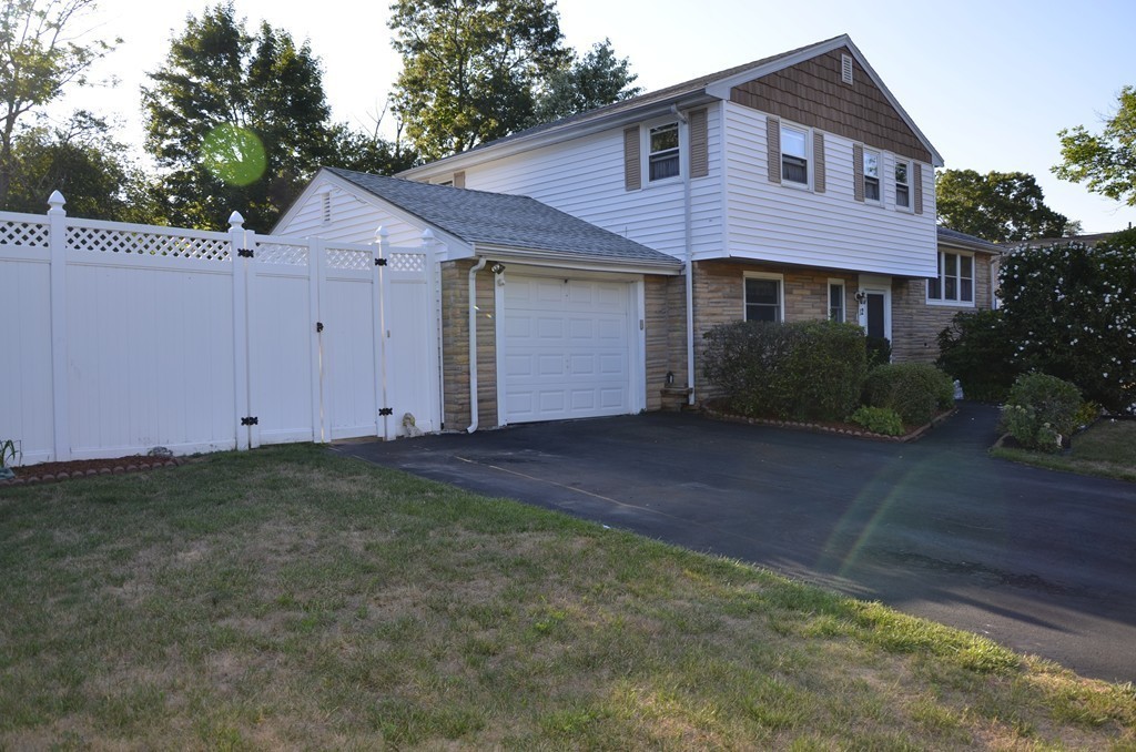 12 Flint Locke Road Randolph, MA 02368 - Photo 1 of 26 Gallery Image 1