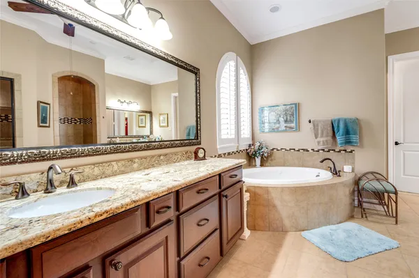 $699,950 | 6119 Lofty Lane, Spring, TX 77379