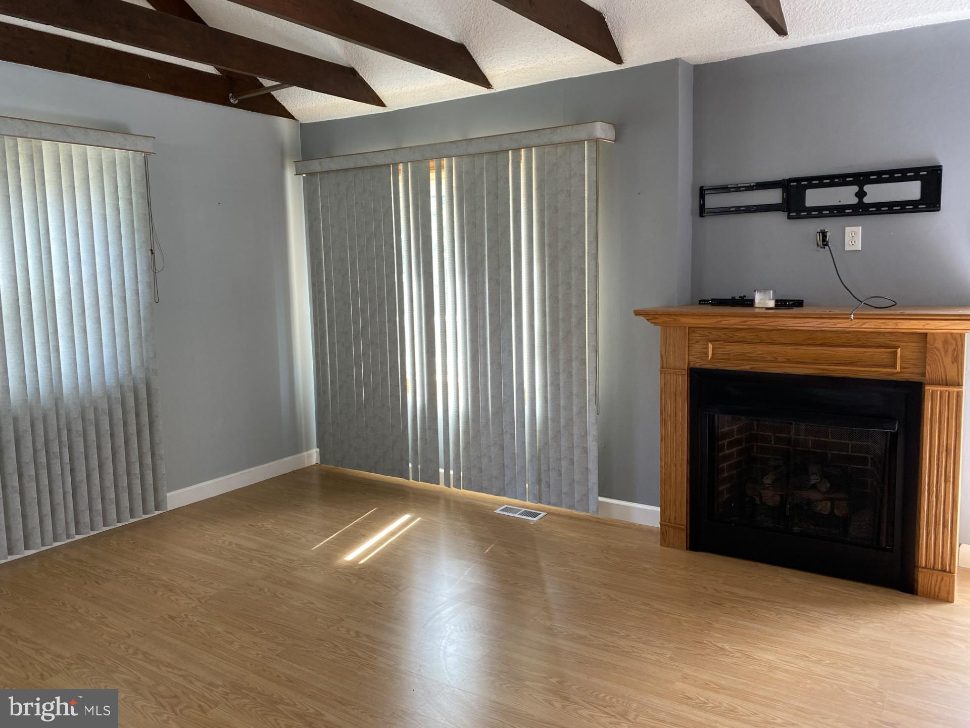 22 Evesham Road Cherry Hill, NJ 08003 - Photo 6 of 17