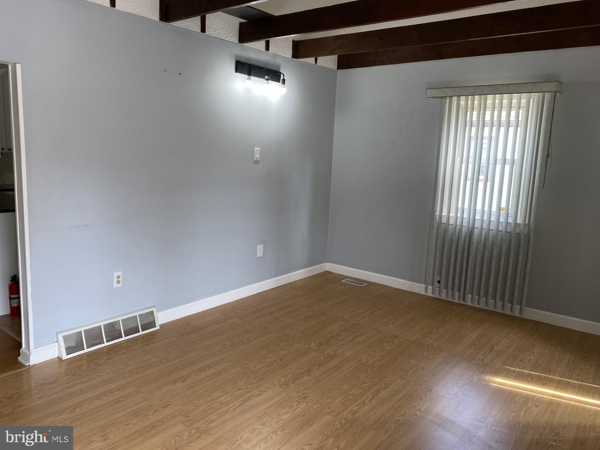 22 Evesham Road Cherry Hill, NJ 08003 - Photo 8 of 17