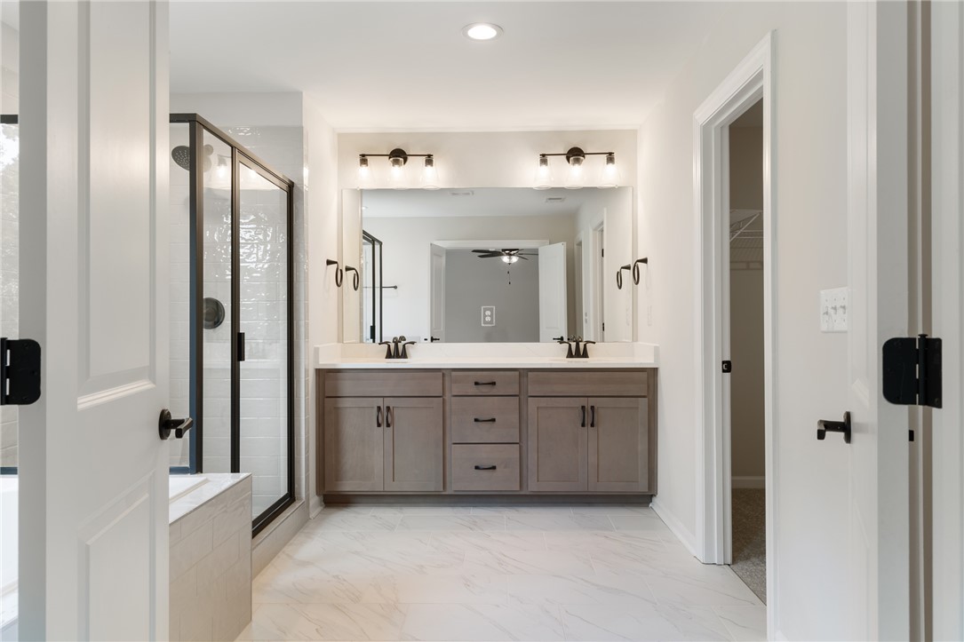 109 Sunrise Court, Unit SUN0005 Anderson, SC 29625 - Photo 17 of 37 Premier Bath