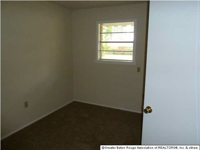 11135 Black Oak Drive Baton Rouge, LA 70815 - Photo 9 of 14 Gallery Image 9