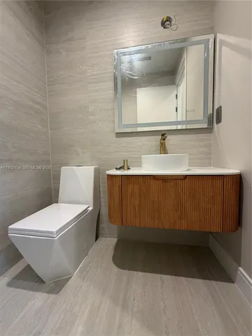 $2,100,000 | 1637 Monroe Street, Hollywood, FL 33020