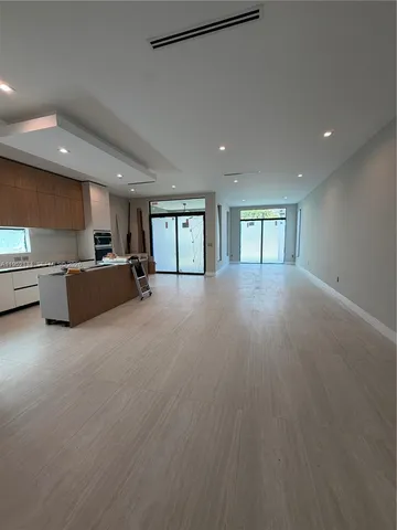 $2,100,000 | 1637 Monroe Street, Hollywood, FL 33020