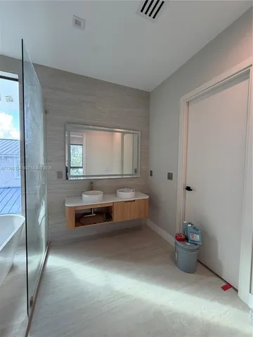 $2,100,000 | 1637 Monroe Street, Hollywood, FL 33020