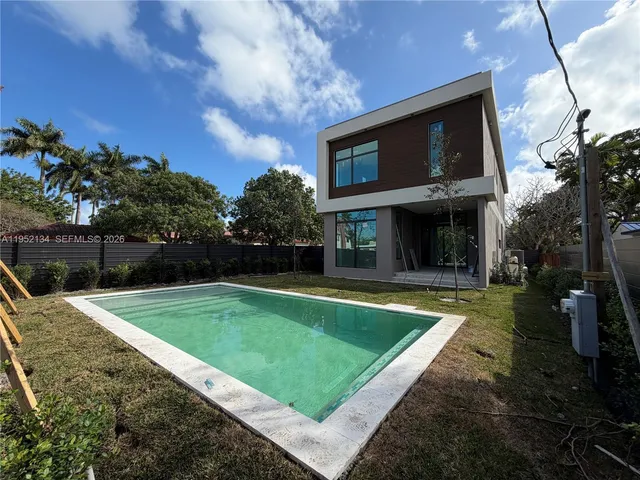 $2,100,000 | 1637 Monroe Street, Hollywood, FL 33020