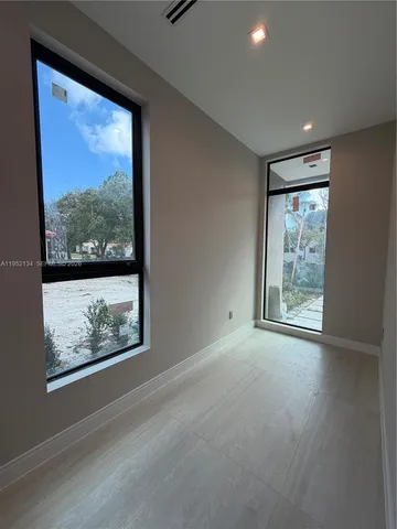 $2,100,000 | 1637 Monroe Street, Hollywood, FL 33020