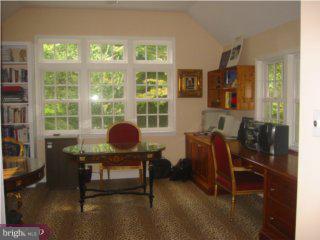 128 Avon Road Haverford, PA 19041 - Photo 4 of 5