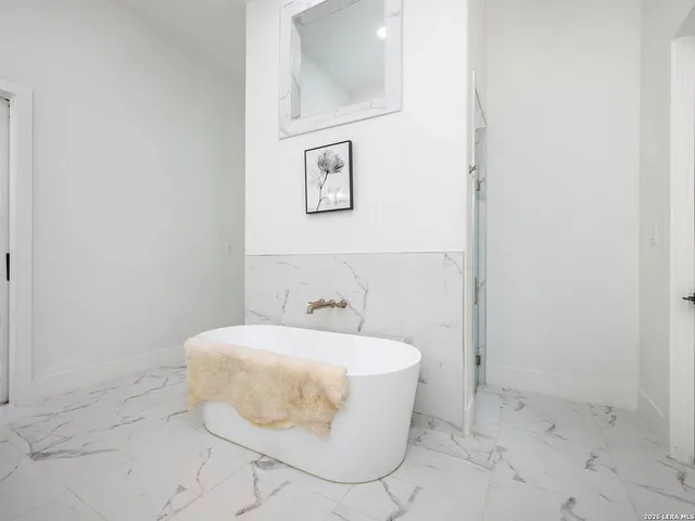 $8,000 | 846 Maximino Ridge, Bulverde, TX 78163