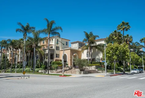 $1,295,000 | 12975 Agustin Place, Unit 134, Playa Vista, CA 90094