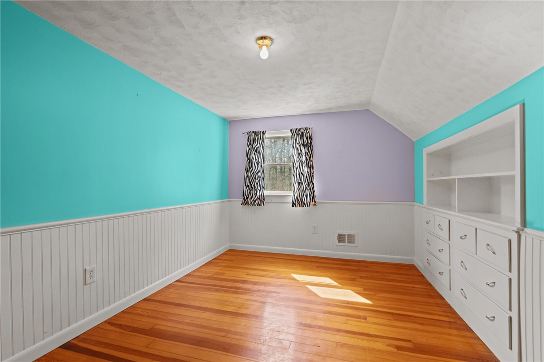 2124 Harkney Hill Road Coventry, RI 02816 - Photo 27 of 49