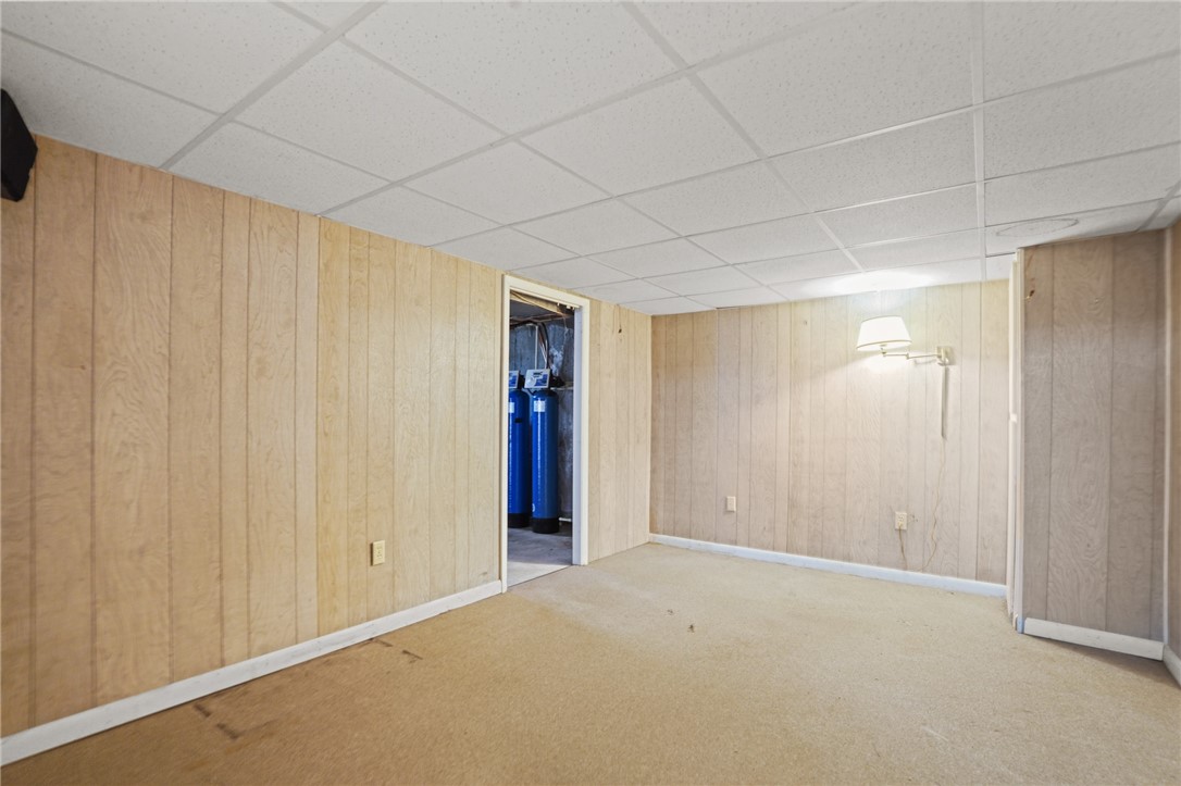 2124 Harkney Hill Road Coventry, RI 02816 - Photo 35 of 49