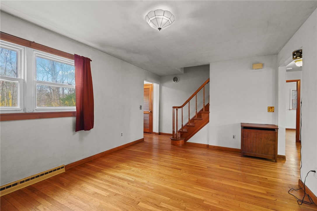 2124 Harkney Hill Road Coventry, RI 02816 - Photo 4 of 49