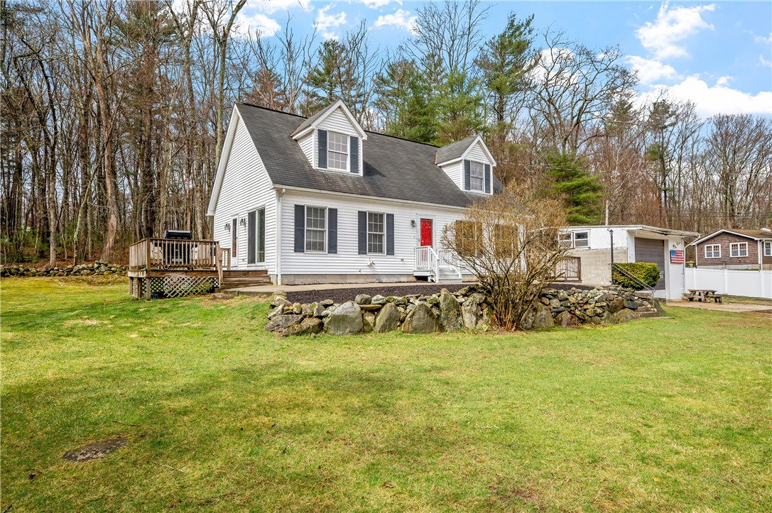 447 Steere Farm Road Burrillville, RI 02830 - Photo 5 of 38