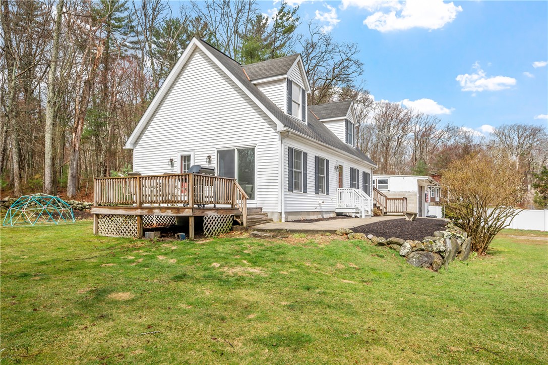 447 Steere Farm Road Burrillville, RI 02830 - Photo 6 of 38