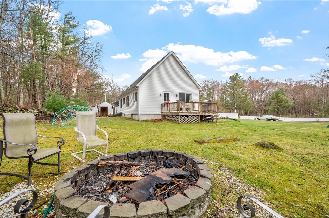 447 Steere Farm Road Burrillville, RI 02830 - Photo 8 of 38