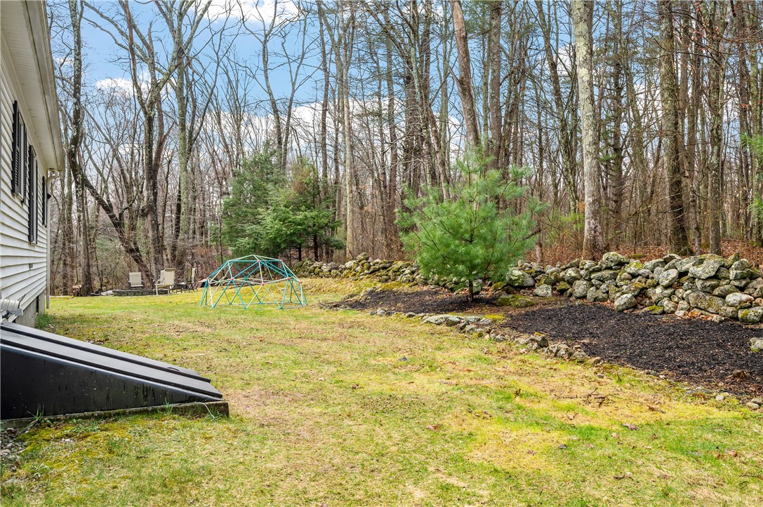 447 Steere Farm Road Burrillville, RI 02830 - Photo 10 of 38