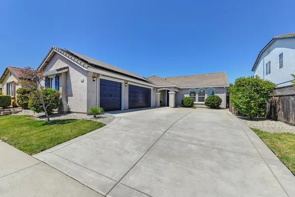$530,000 | 1423 High Noon Drive, Plumas Lake, CA 95961