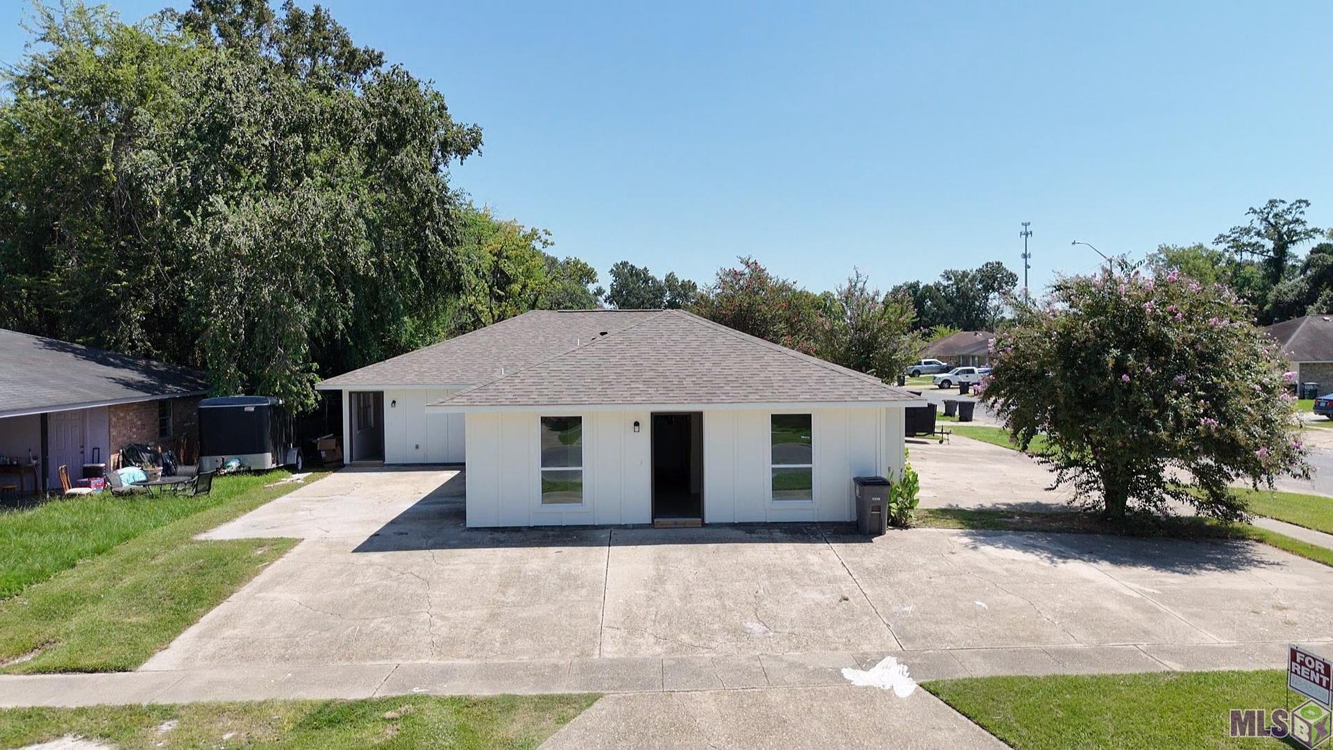 4173 Libuse Drive Baton Rouge, LA 70816 - Photo 2 of 8