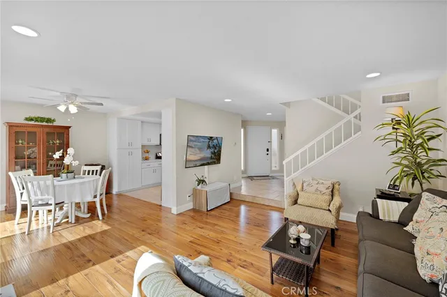 $899,900 | 12 Sparrow Hill Lane, Laguna Hills, CA 92653