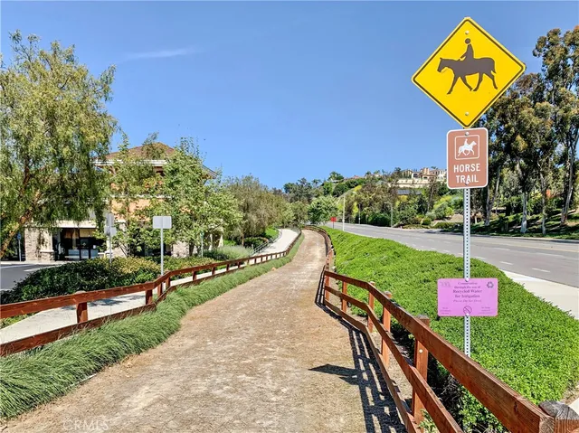 $899,900 | 12 Sparrow Hill Lane, Laguna Hills, CA 92653