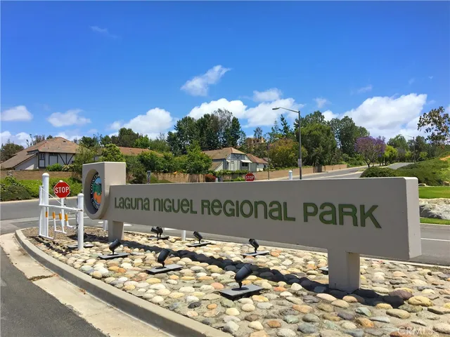 $899,900 | 12 Sparrow Hill Lane, Laguna Hills, CA 92653