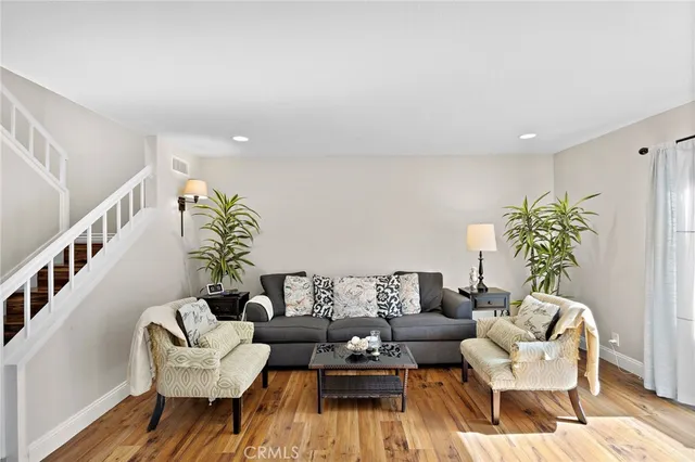 $899,900 | 12 Sparrow Hill Lane, Laguna Hills, CA 92653