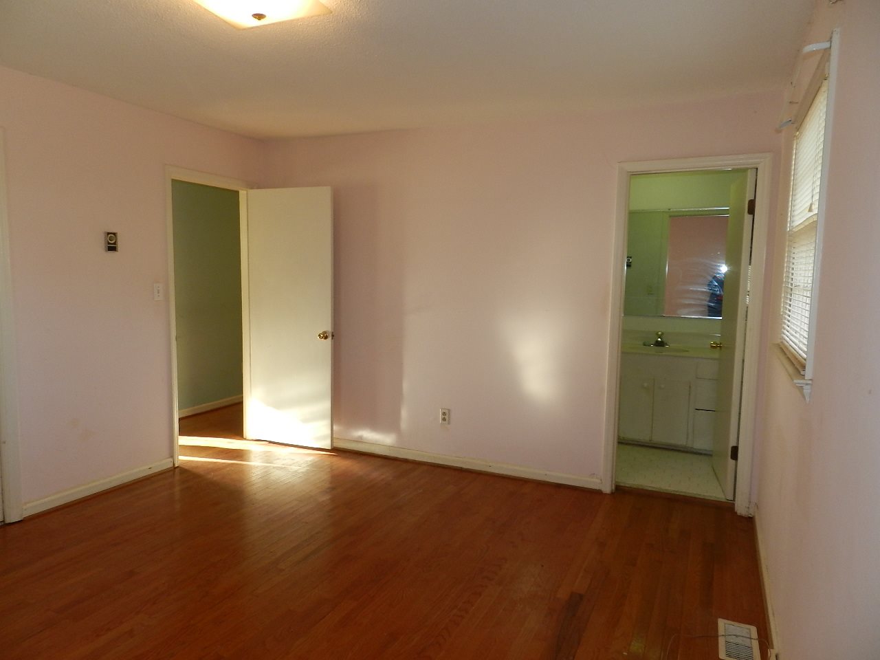 126 Brittany Road Gaffney, SC 29341 - Photo 20 of 34