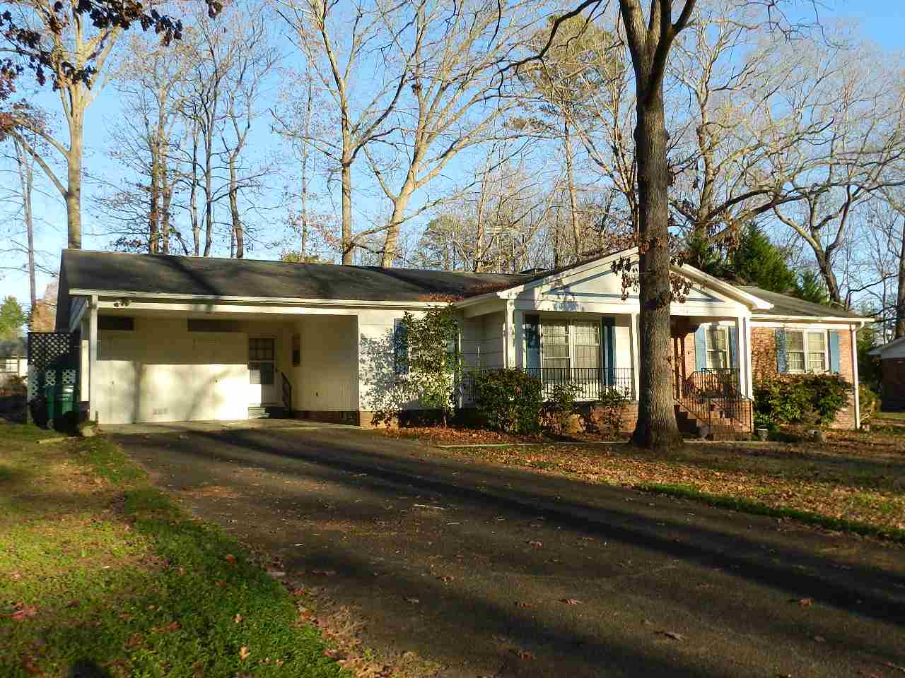 126 Brittany Road Gaffney, SC 29341 - Photo 2 of 34