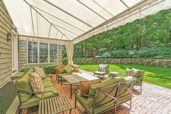 $5,350,000 | 200 Cliff Road, Wellesley, MA 02481