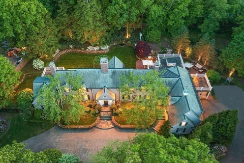 $5,350,000 | 200 Cliff Road, Wellesley, MA 02481