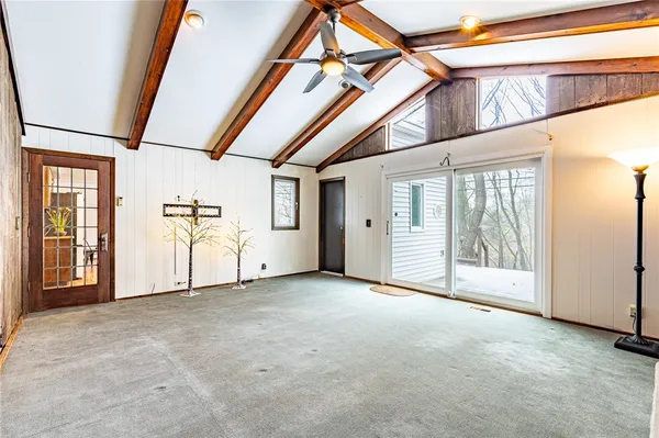 $219,900 | 40 Carlsam Circle East, Irondequoit, NY 14609