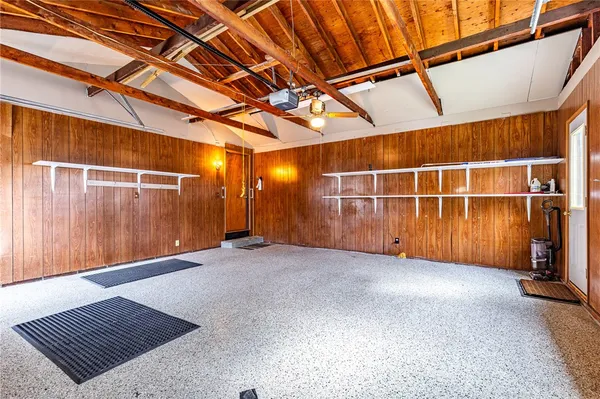 $219,900 | 40 Carlsam Circle East, Irondequoit, NY 14609