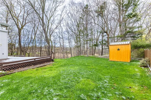 $219,900 | 40 Carlsam Circle East, Irondequoit, NY 14609