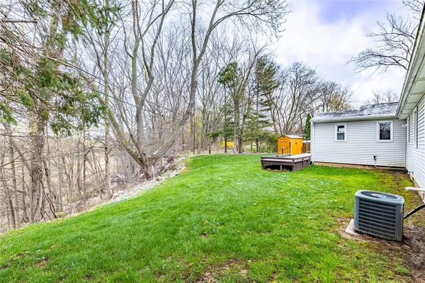 $219,900 | 40 Carlsam Circle East, Irondequoit, NY 14609