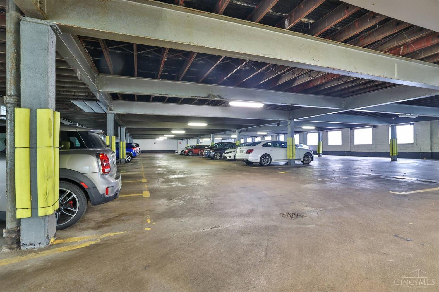 2372 Madison Road, Unit W1D Cincinnati, OH 45208 - Photo 25 of 30 Gallery Image 25