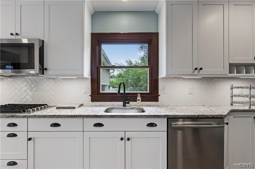 111 Charing Road Syracuse, NY 13214 - Photo 30 of 50 Gallery Image 30