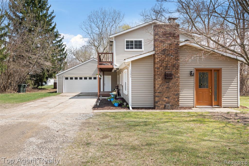 1593 Parke Street Rochester Hills, MI 48307 - Photo 5 of 34